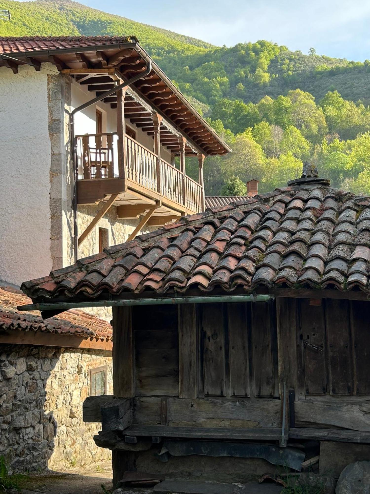 Willa La Balconada De Valdeon Posada De Valdeon Zewnętrze zdjęcie